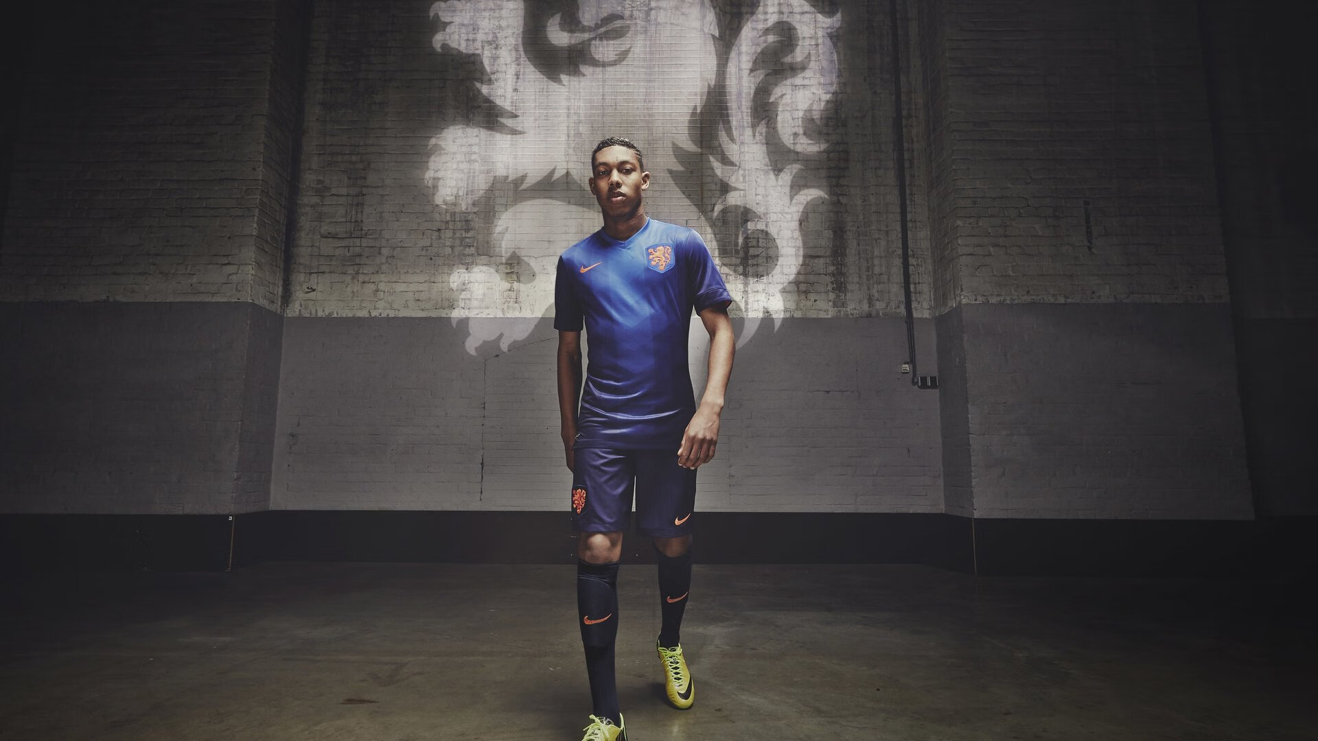 开云中国-渡边一平后半程爆发力成为制胜法宝，渡边一志