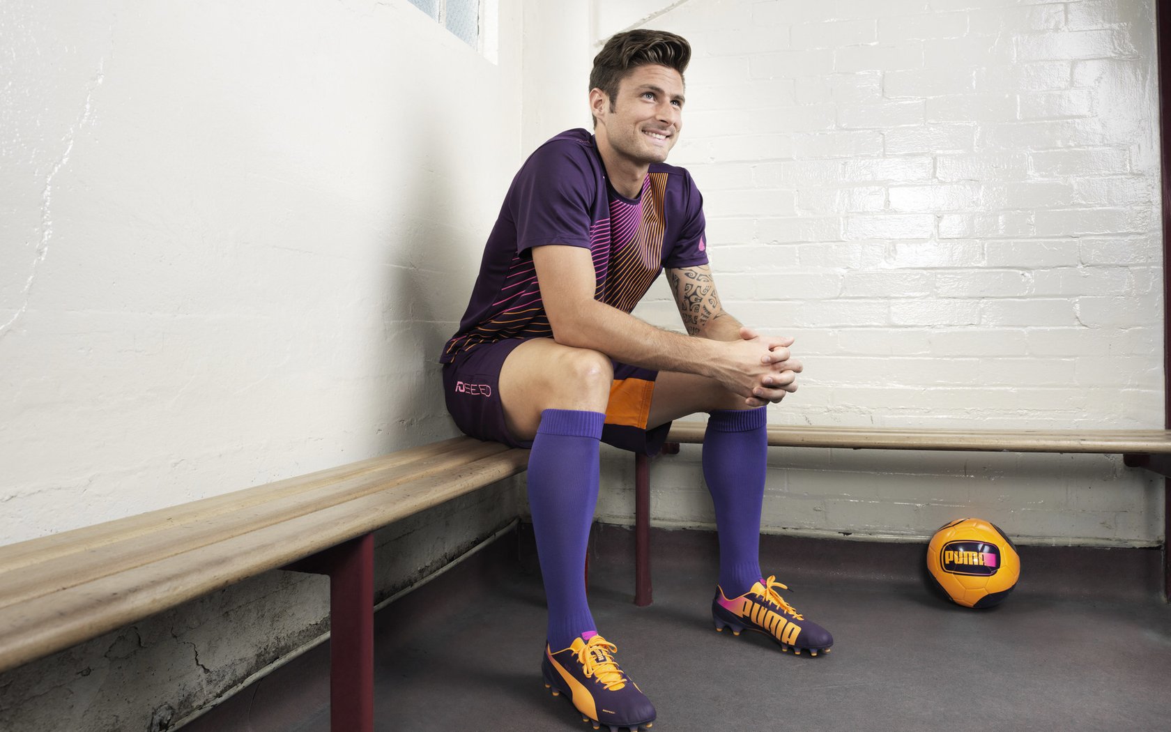 英超神级扑救：门将的关键时刻让人振奋，2021英超门将扑救成功率